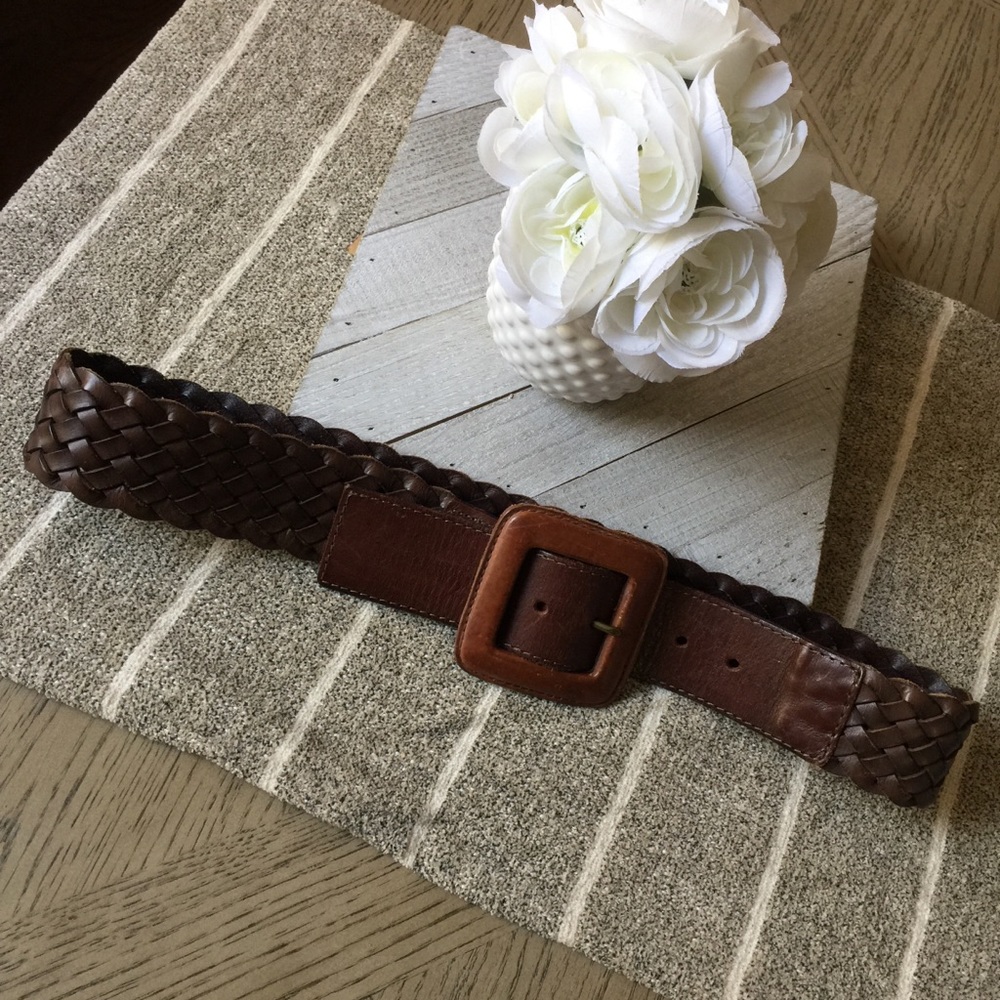 🔥Banana Republic Braided Genuine Leather Belt